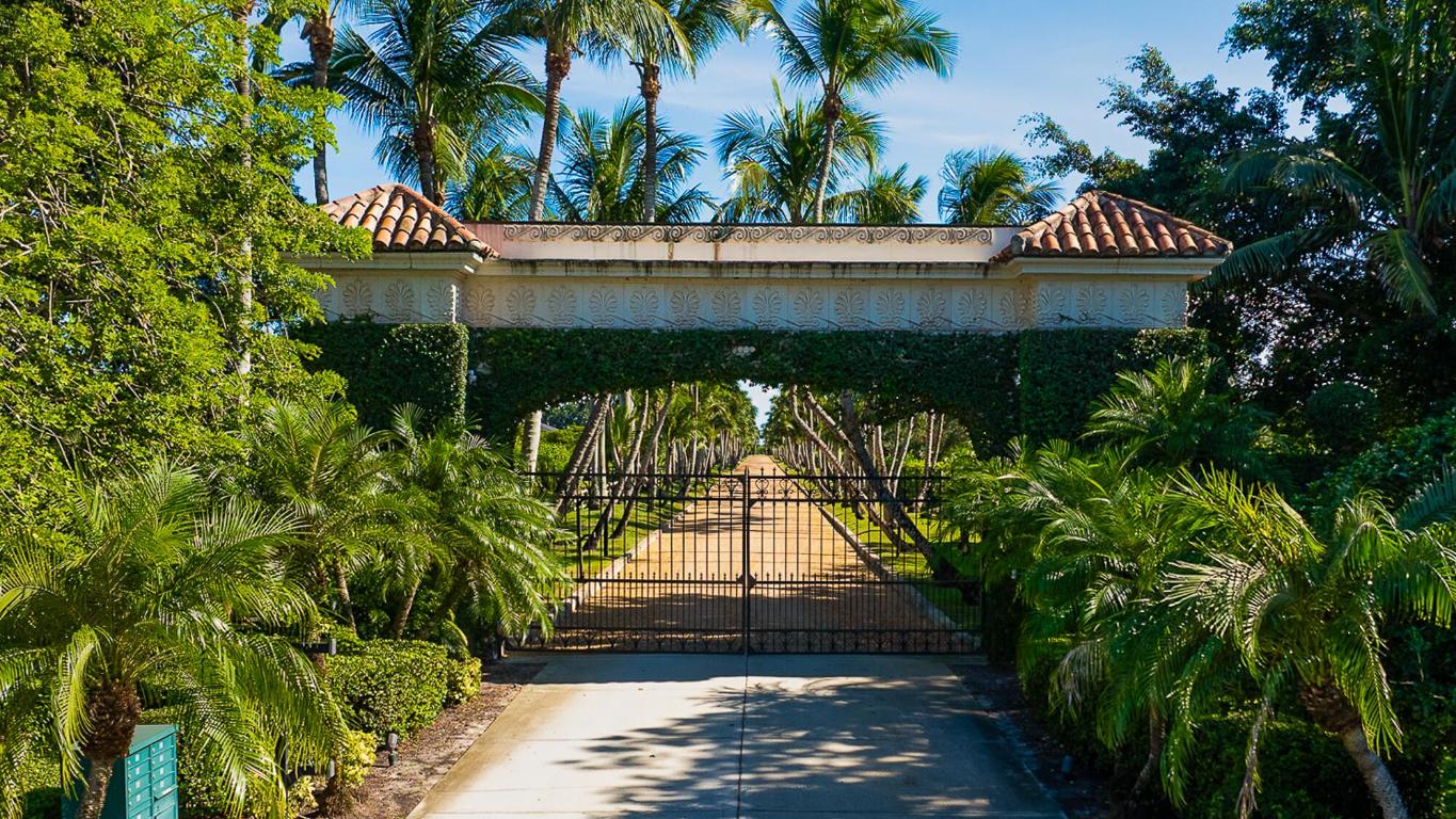 LAS PALMAS EQUESTRIAN - Land