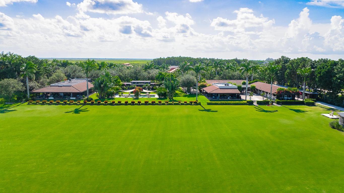 LAS PALMAS EQUESTRIAN - Land