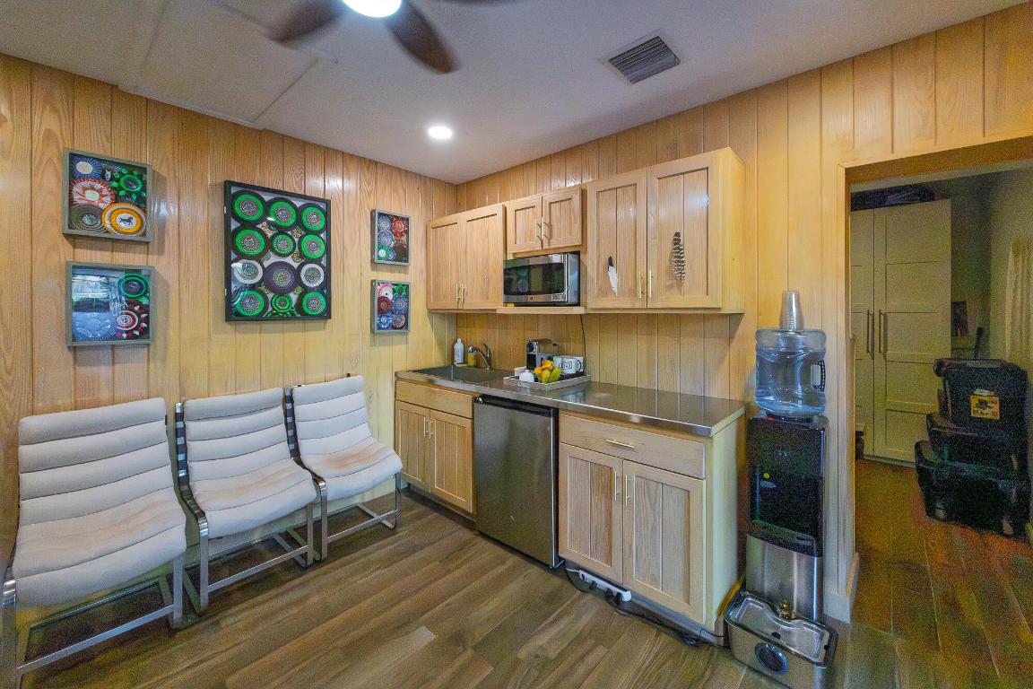 LAS PALMAS EQUESTRIAN - Land