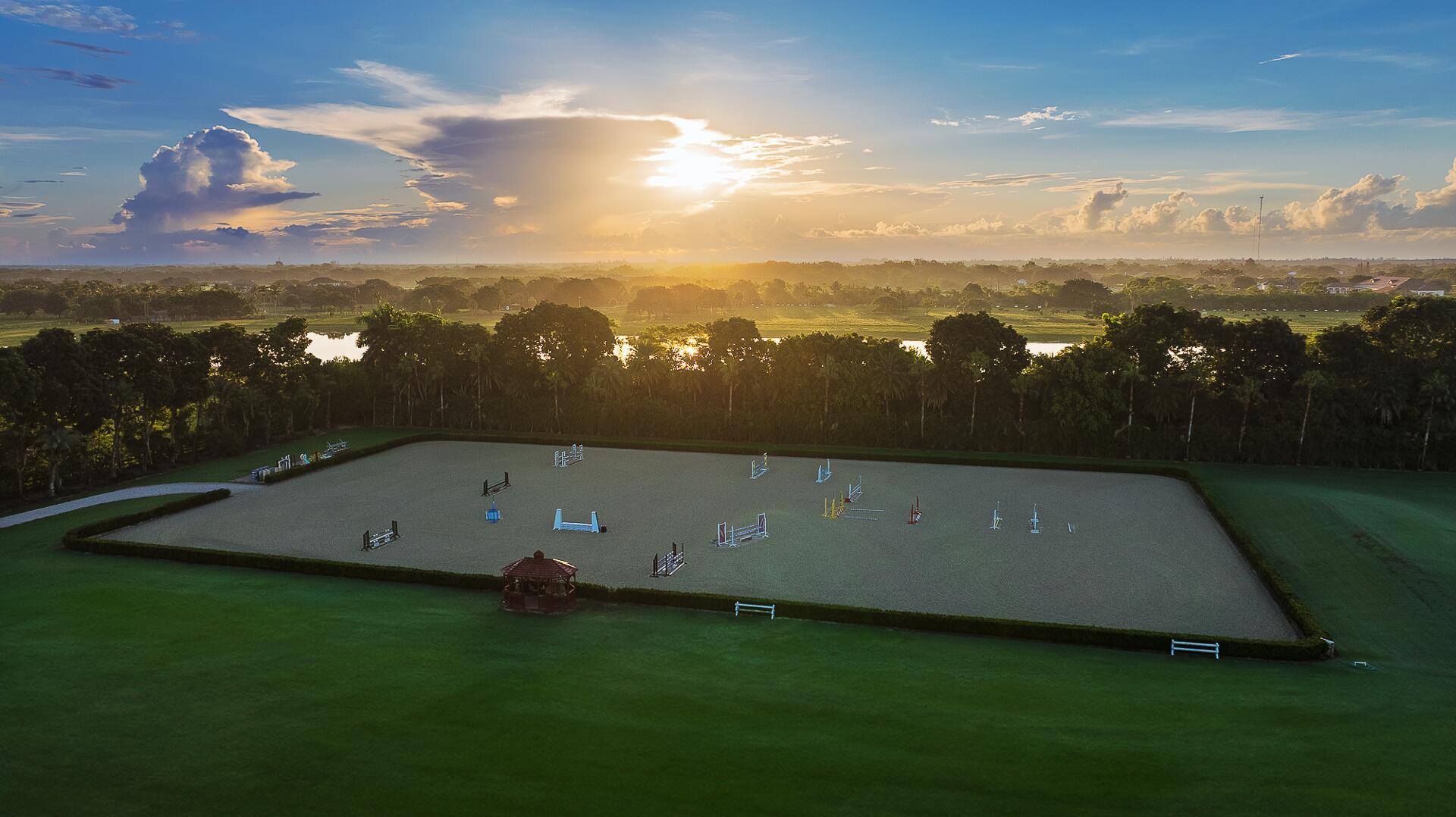 LAS PALMAS EQUESTRIAN - Residential Lease