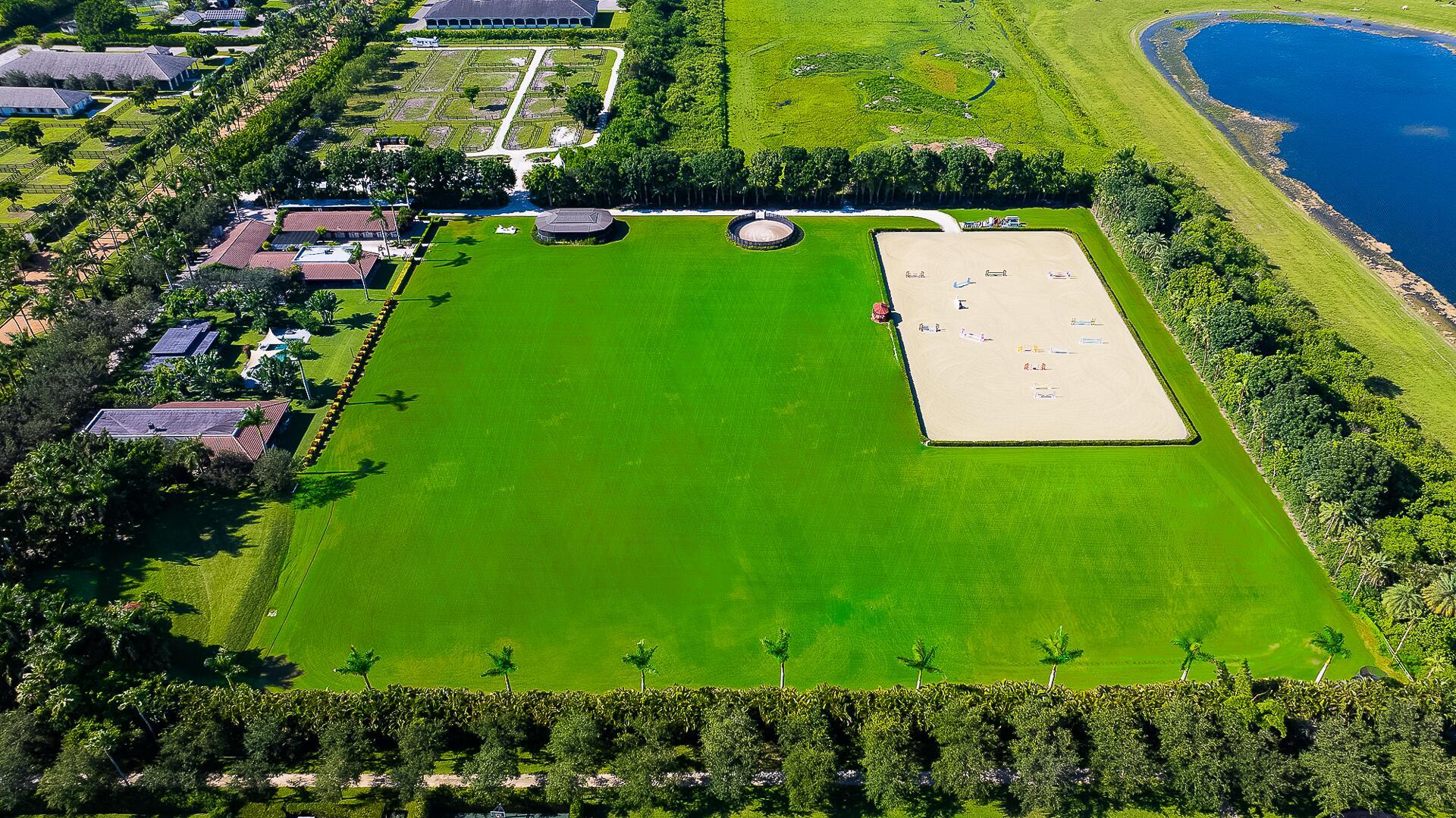 LAS PALMAS EQUESTRIAN - Residential Lease