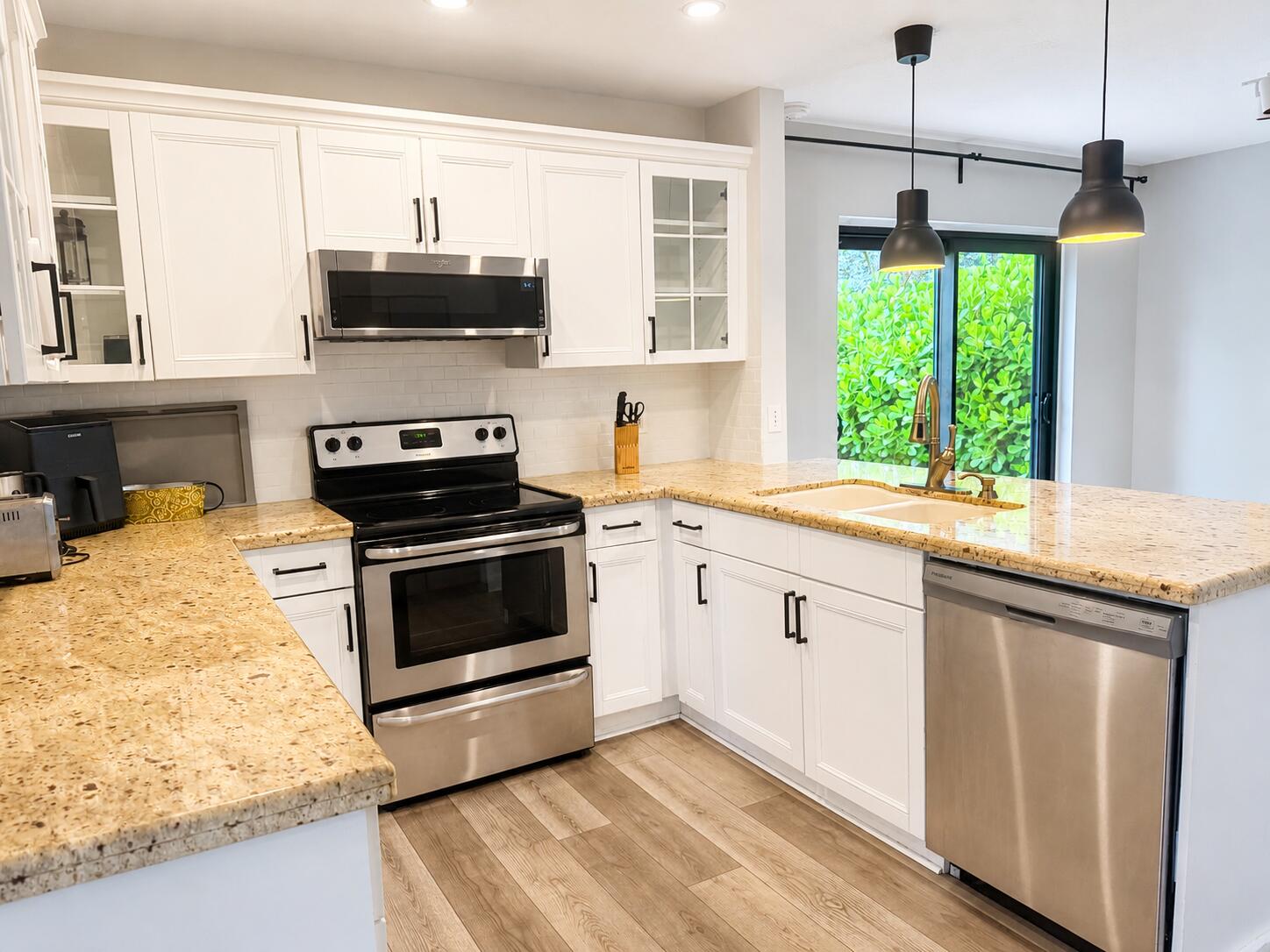 Properties 1759 Harborside Circle