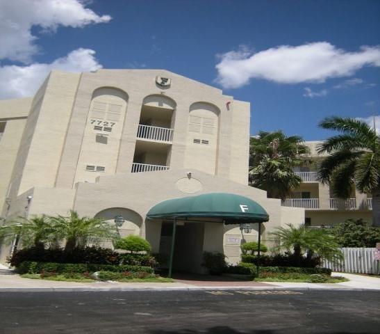 Kings Point at Tamarac - Residential