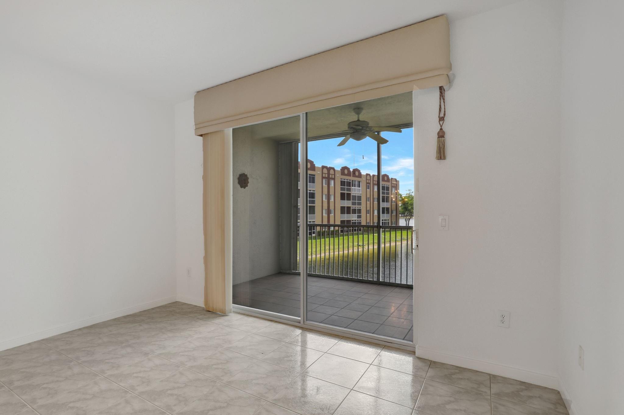 Kings Point at Tamarac - Residential