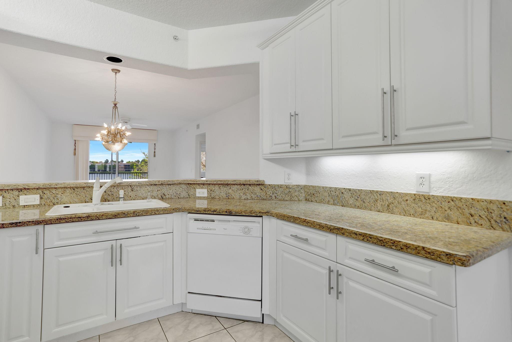 Kings Point at Tamarac - Residential