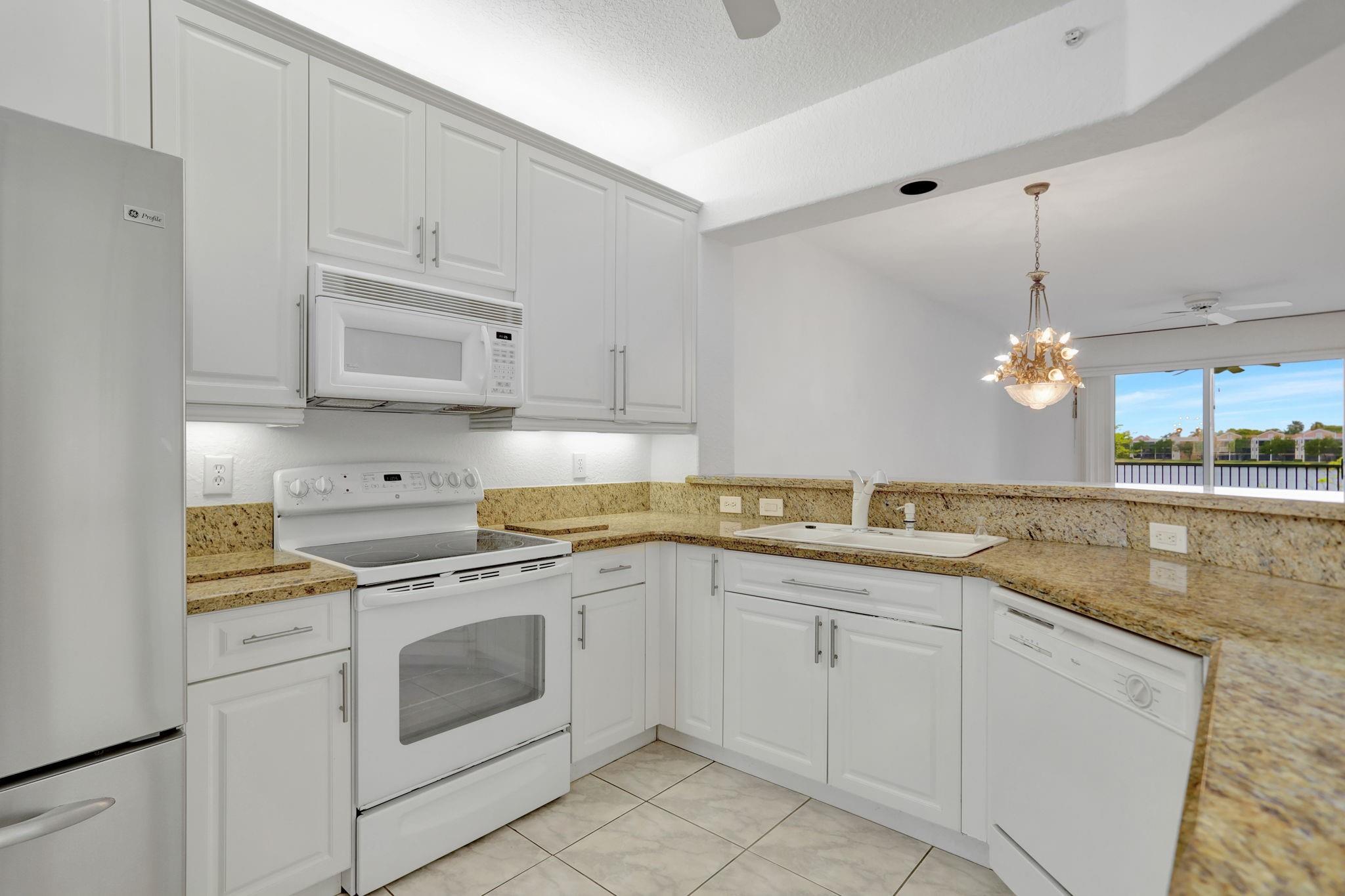 Kings Point at Tamarac - Residential