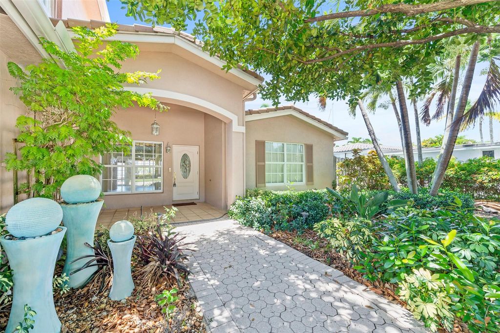 Photo of 1317 Guava Isle, Fort Lauderdale, FL 33315 (MLS # F10508865)