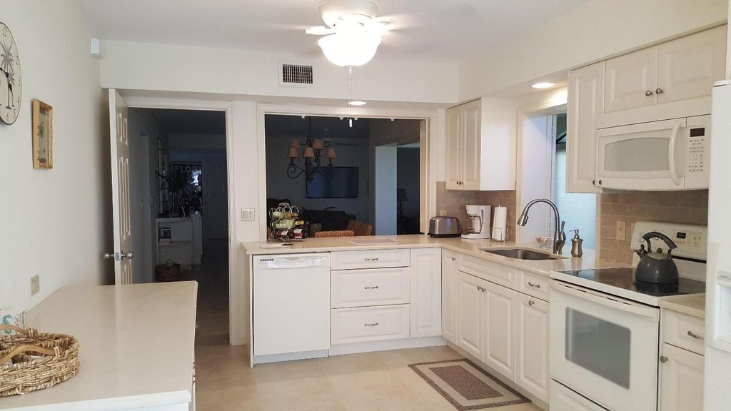 Photo of 16622 Traders Crossing #103, Jupiter, FL 33477 (MLS # R10974071)