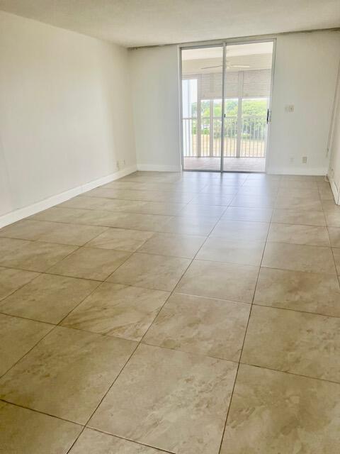 BOCA TEECA CONDO 4 - Residential Lease