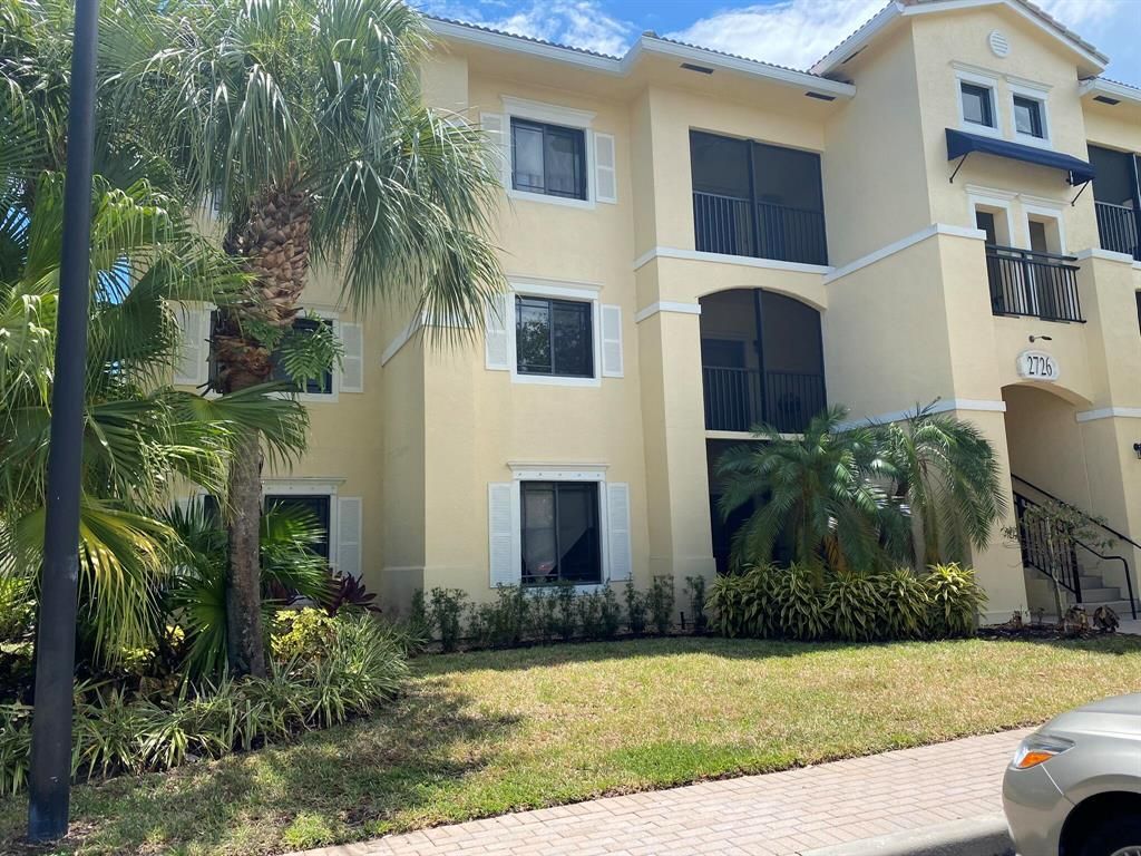 Photo of 2726 Anzio Court #101, Palm Beach Gardens, FL 33410 (MLS # R10808566)