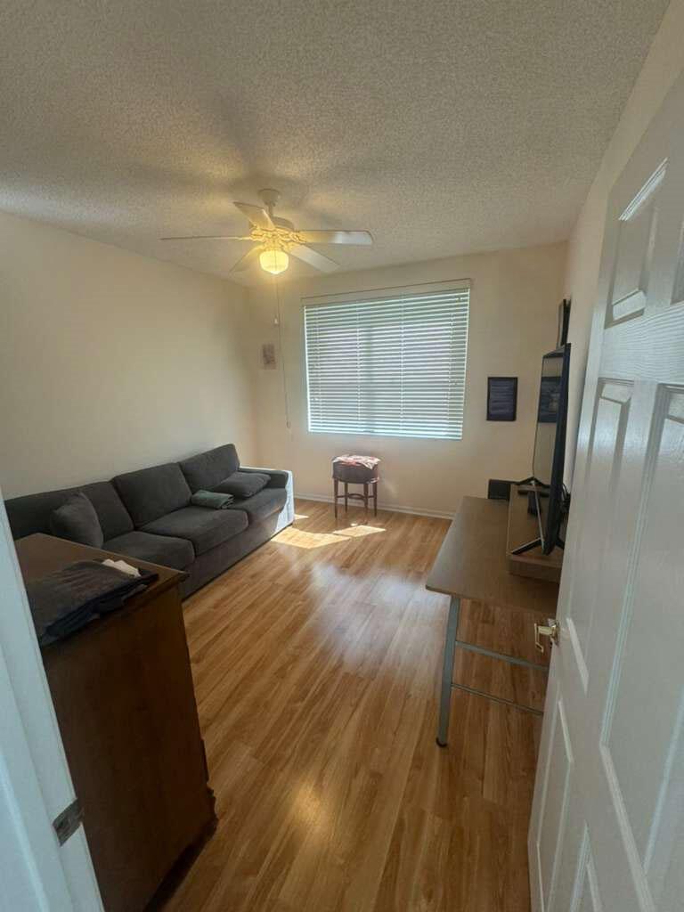 GROVE VILLAGE CONDO - Residential Lease