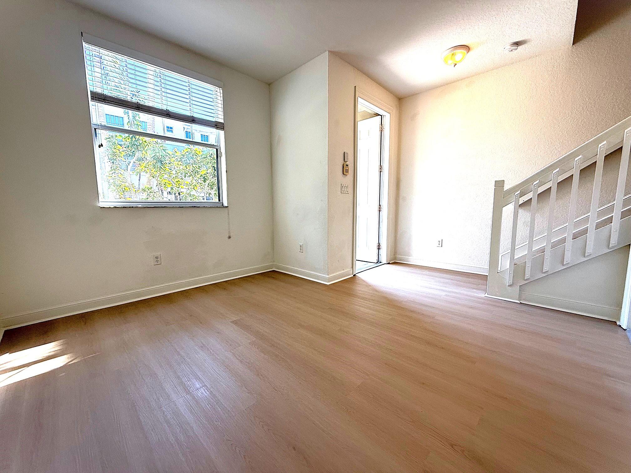 810 Marina Del Ray Lane 7