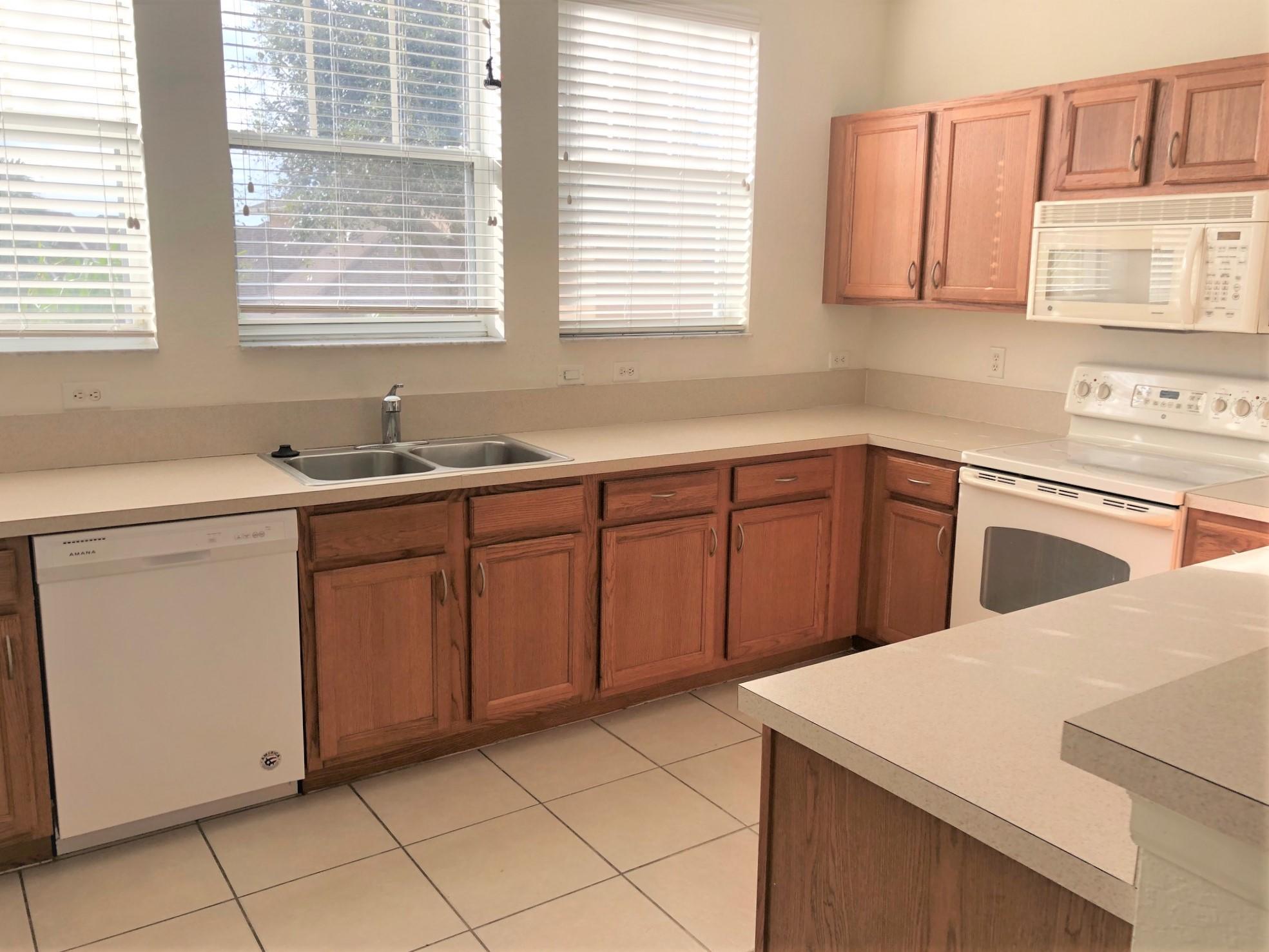 CITYSIDE CONDOMINIUMS - Residential