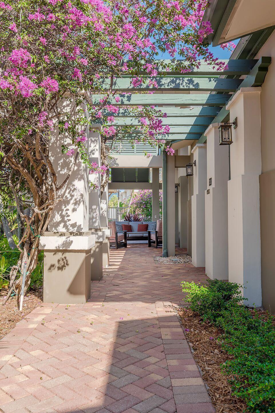 CITYSIDE CONDOMINIUMS - Residential