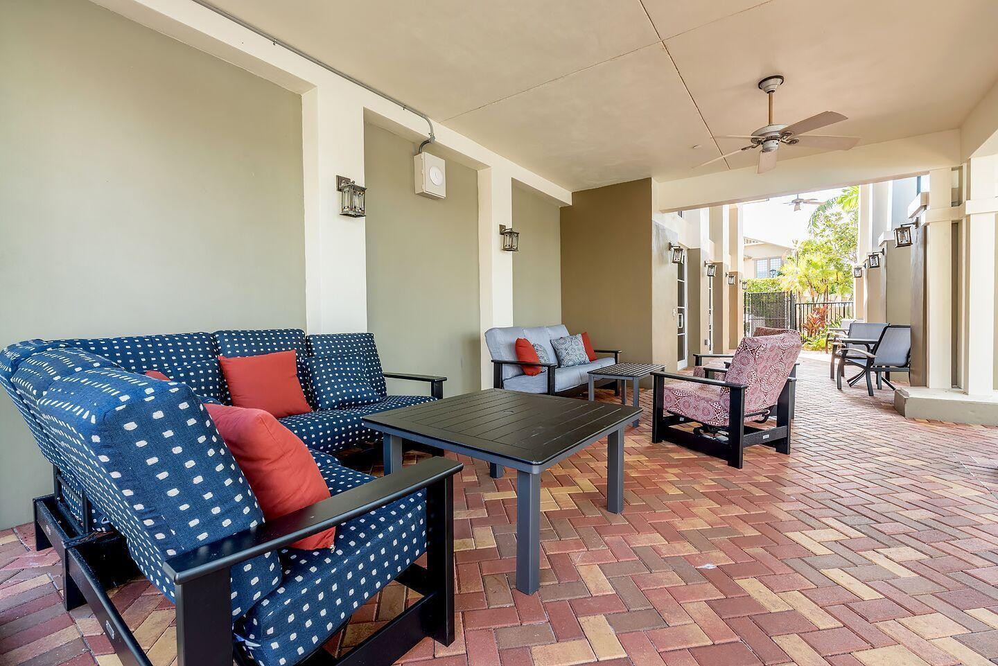 CITYSIDE CONDOMINIUMS - Residential