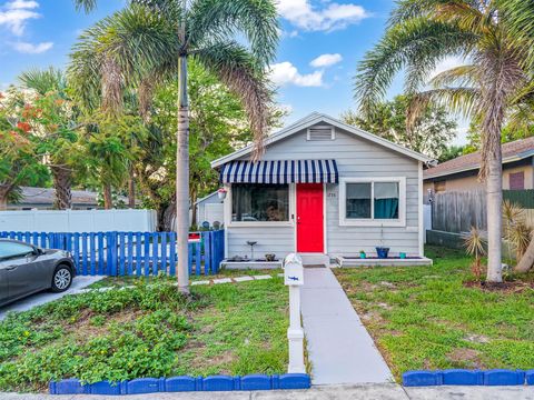 1738 Sunset Avenue Lake Worth Beach FL 33460