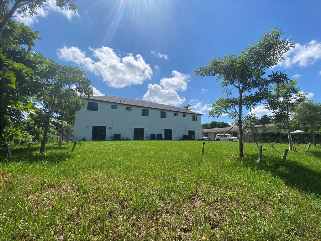 Photo of 5615 Polk Street #5615, Hollywood, FL 33021 (MLS # F10549839)