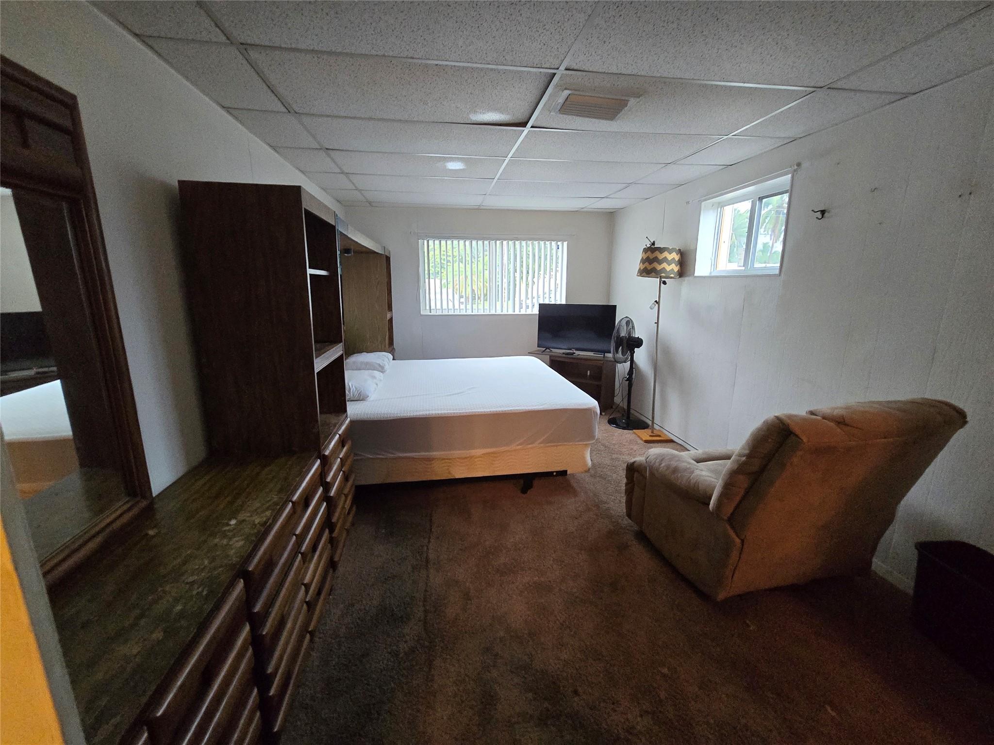 Oriole Estates Sec 6 62-5 - Residential Lease