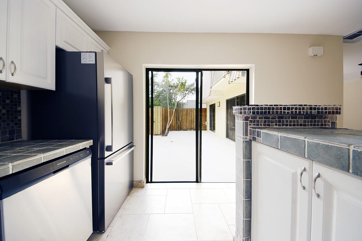 Embassy Park - Residential