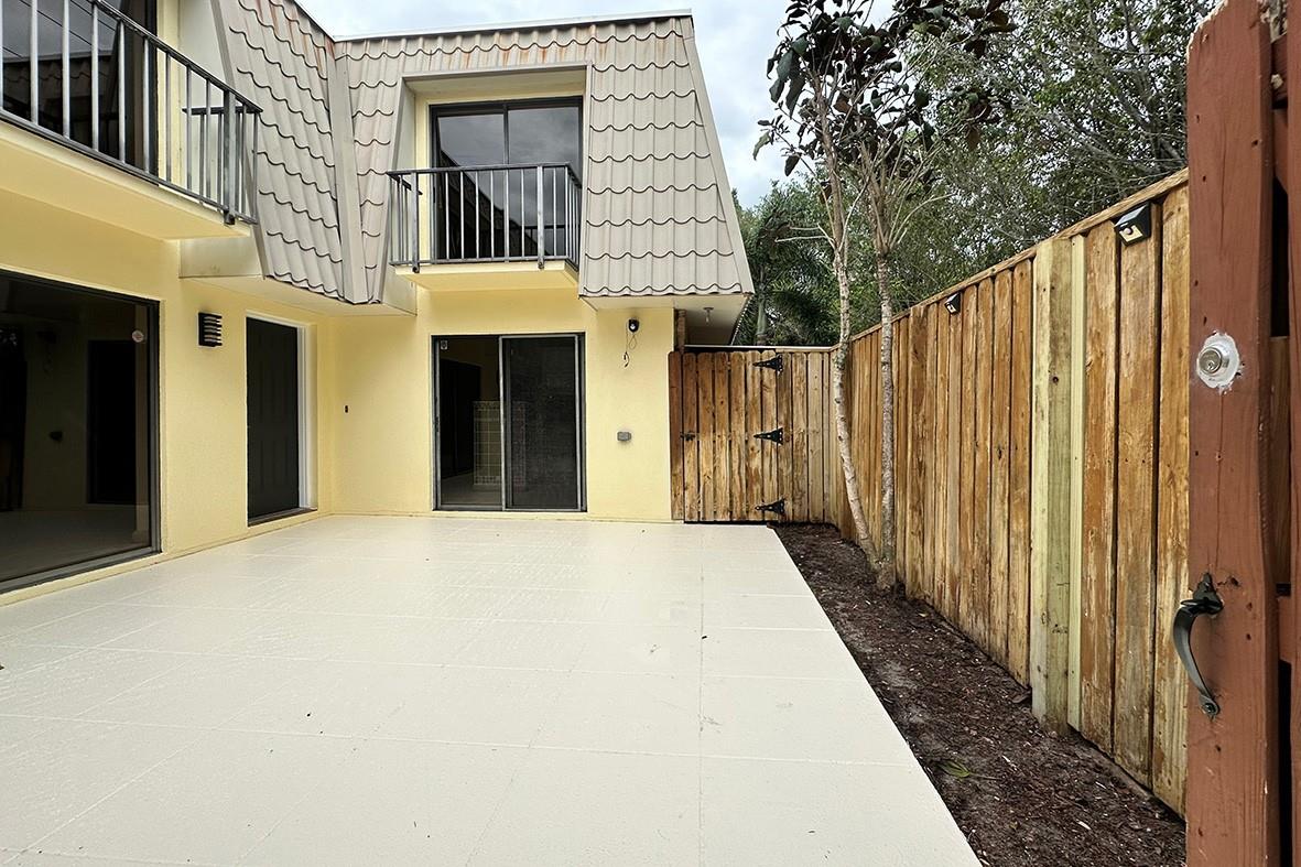 Embassy Park - Residential