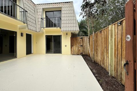 1700 Embassy Drive 402 West Palm Beach FL 33401