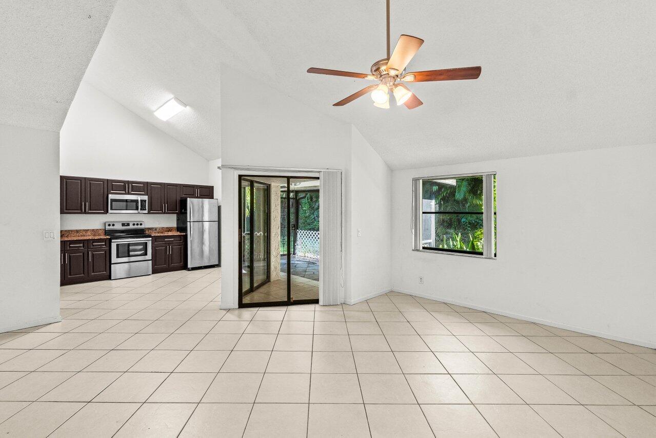 BOCA RIDGE PARK CONDO - Residential Lease