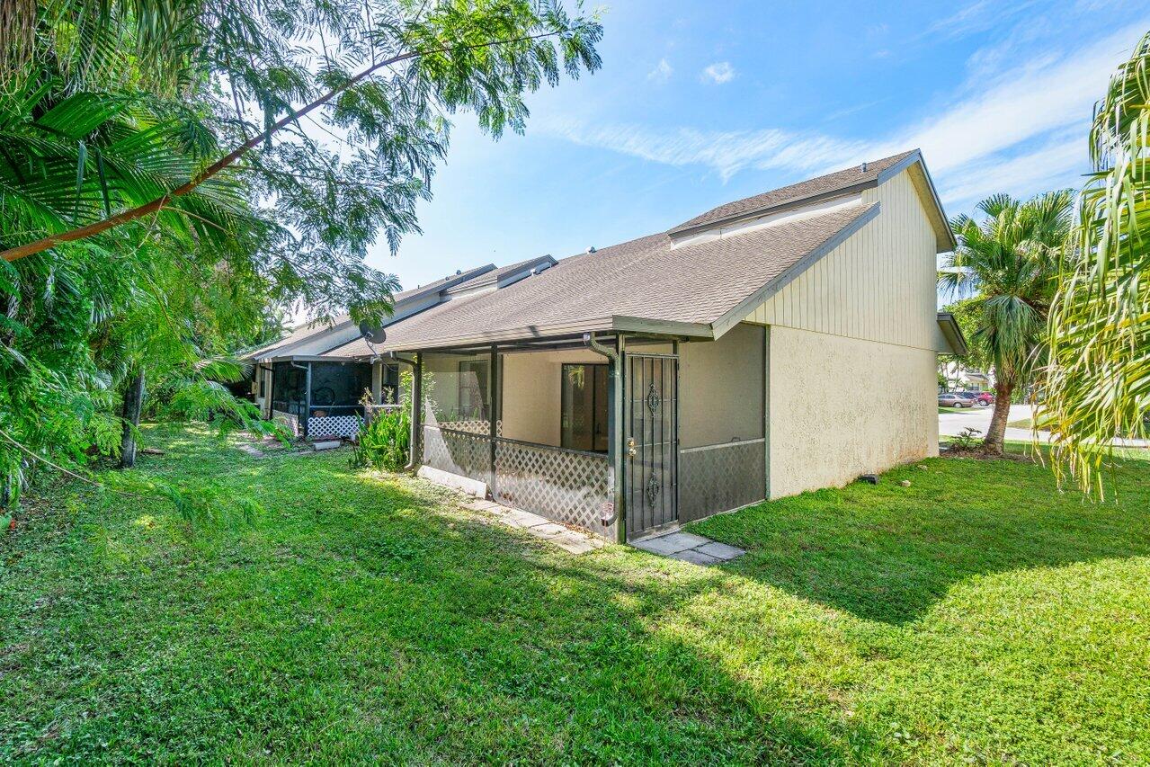 BOCA RIDGE PARK CONDO - Residential Lease