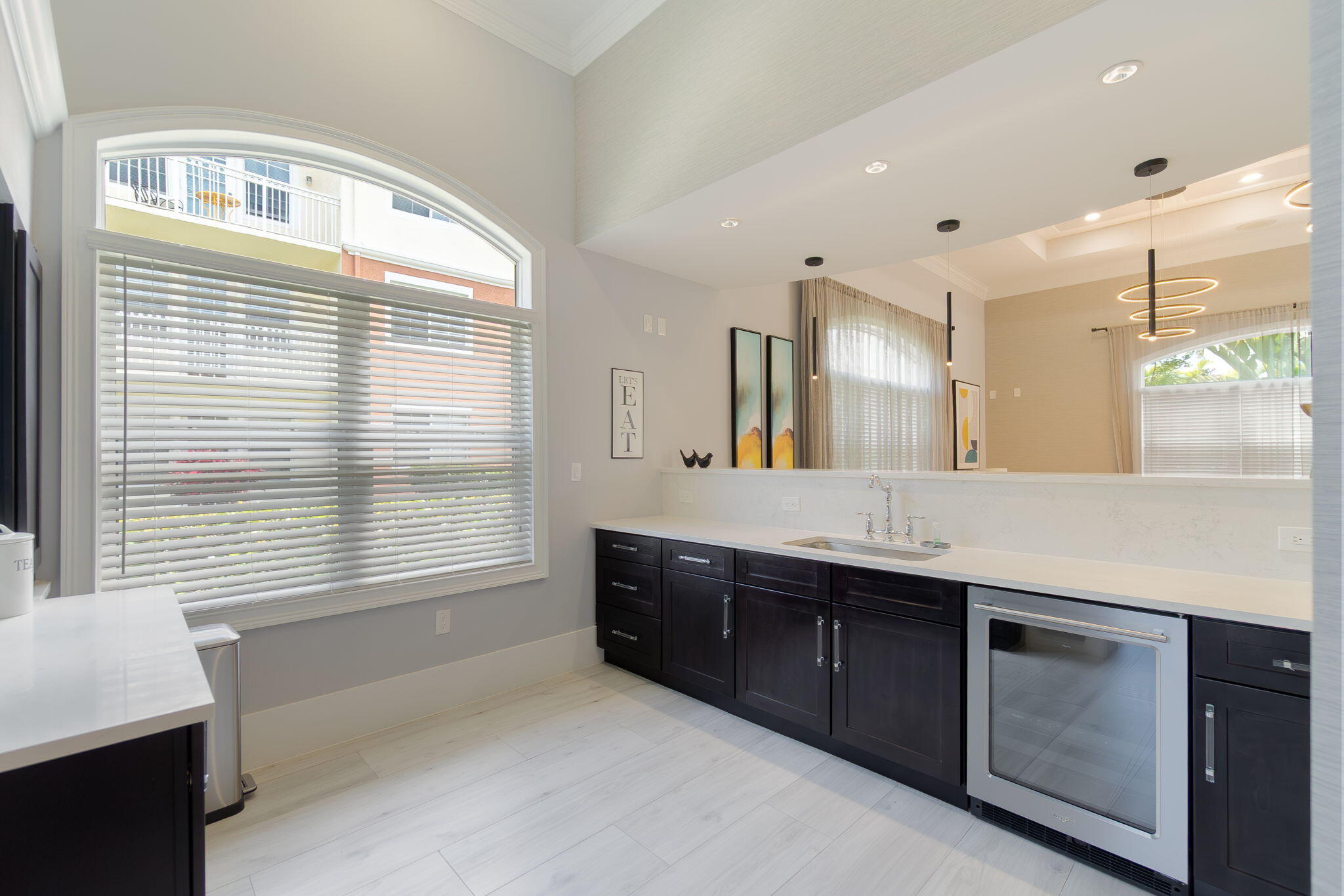 MEZZANO CONDO - Residential