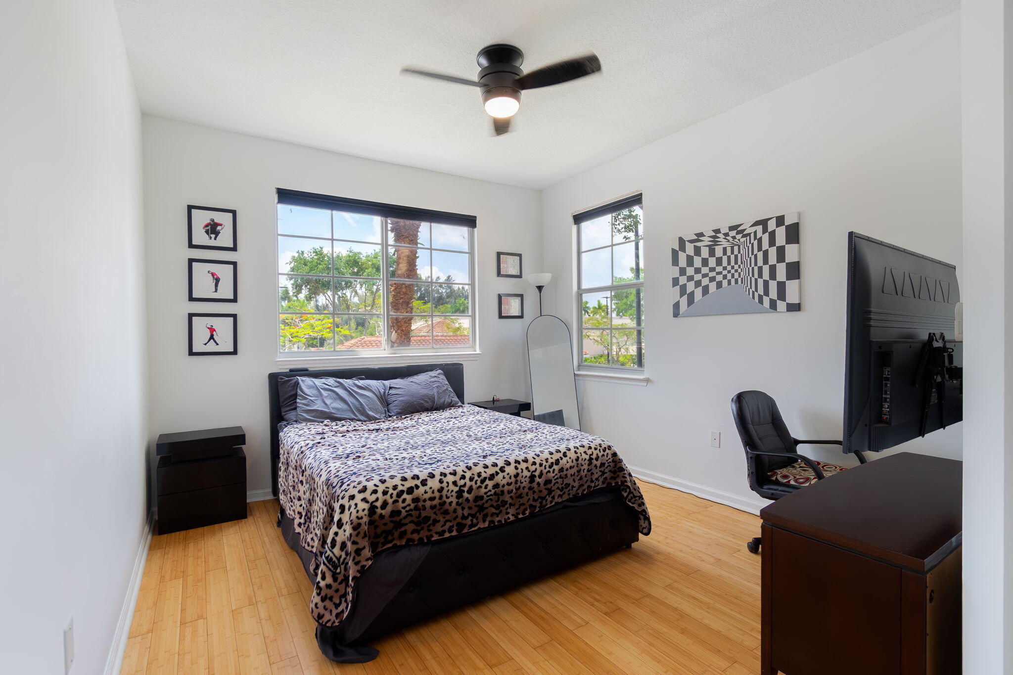 MEZZANO CONDO - Residential