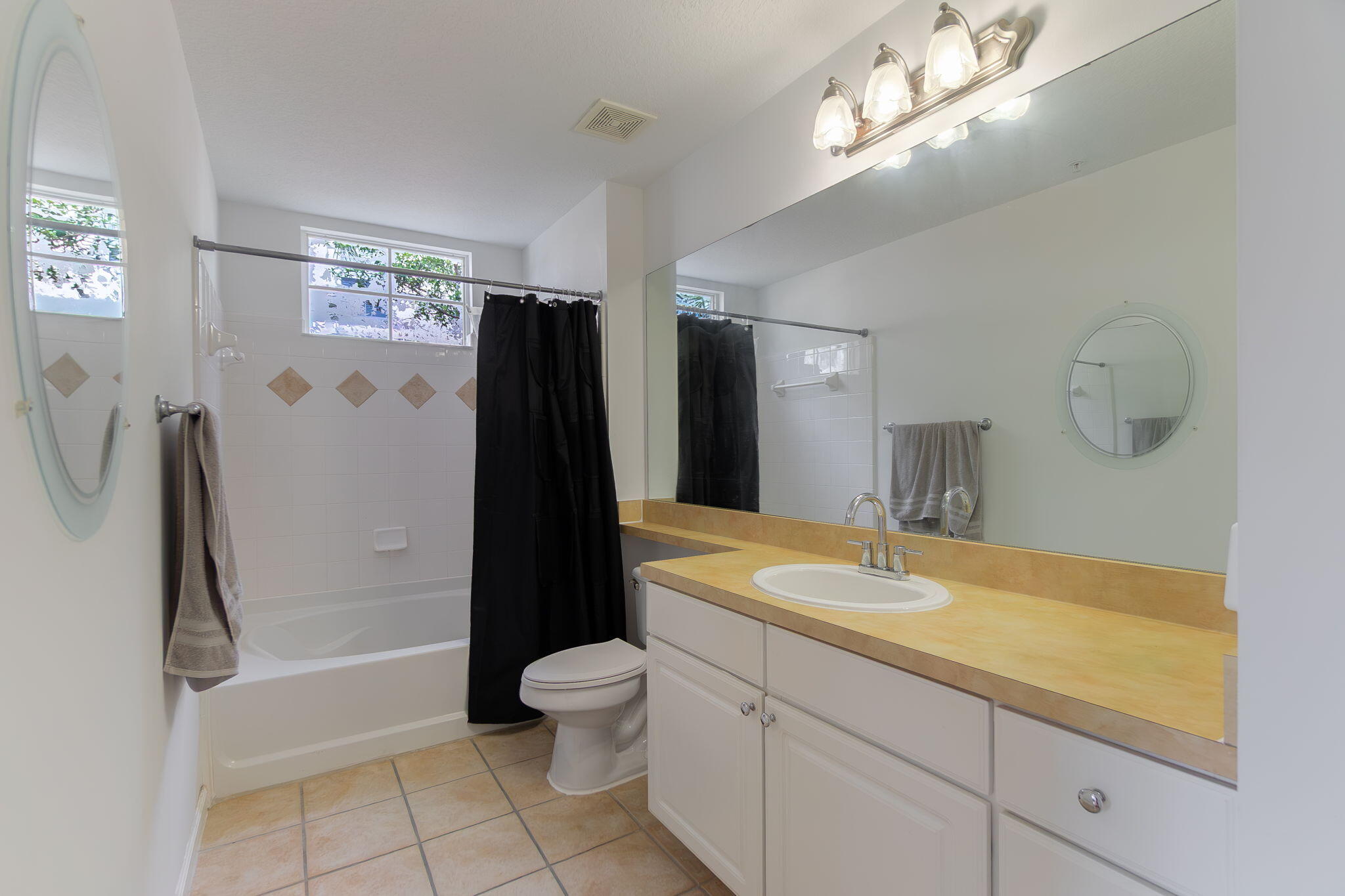 MEZZANO CONDO - Residential