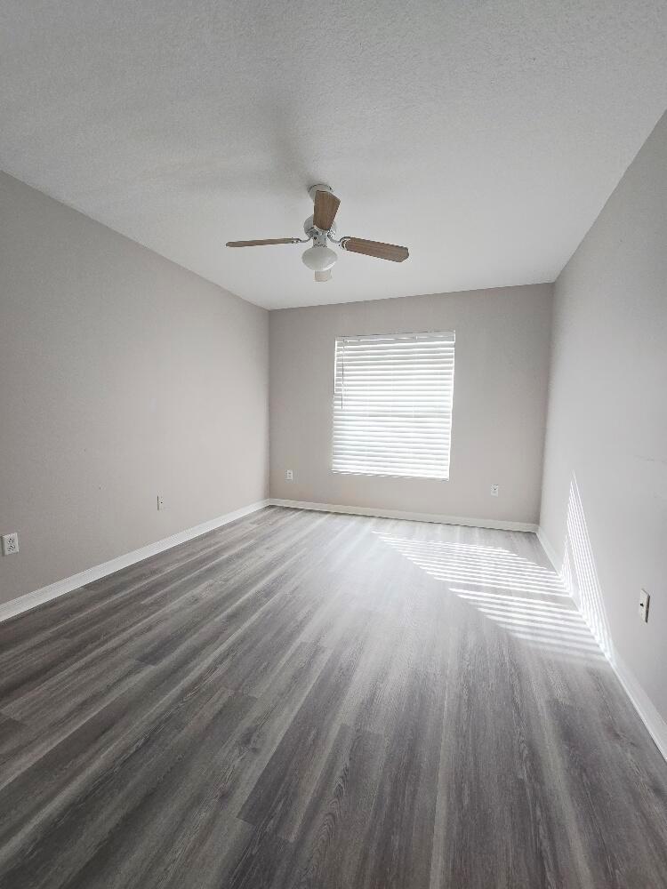 SEMINOLE ESTATES & TOWNHO - Residential Lease