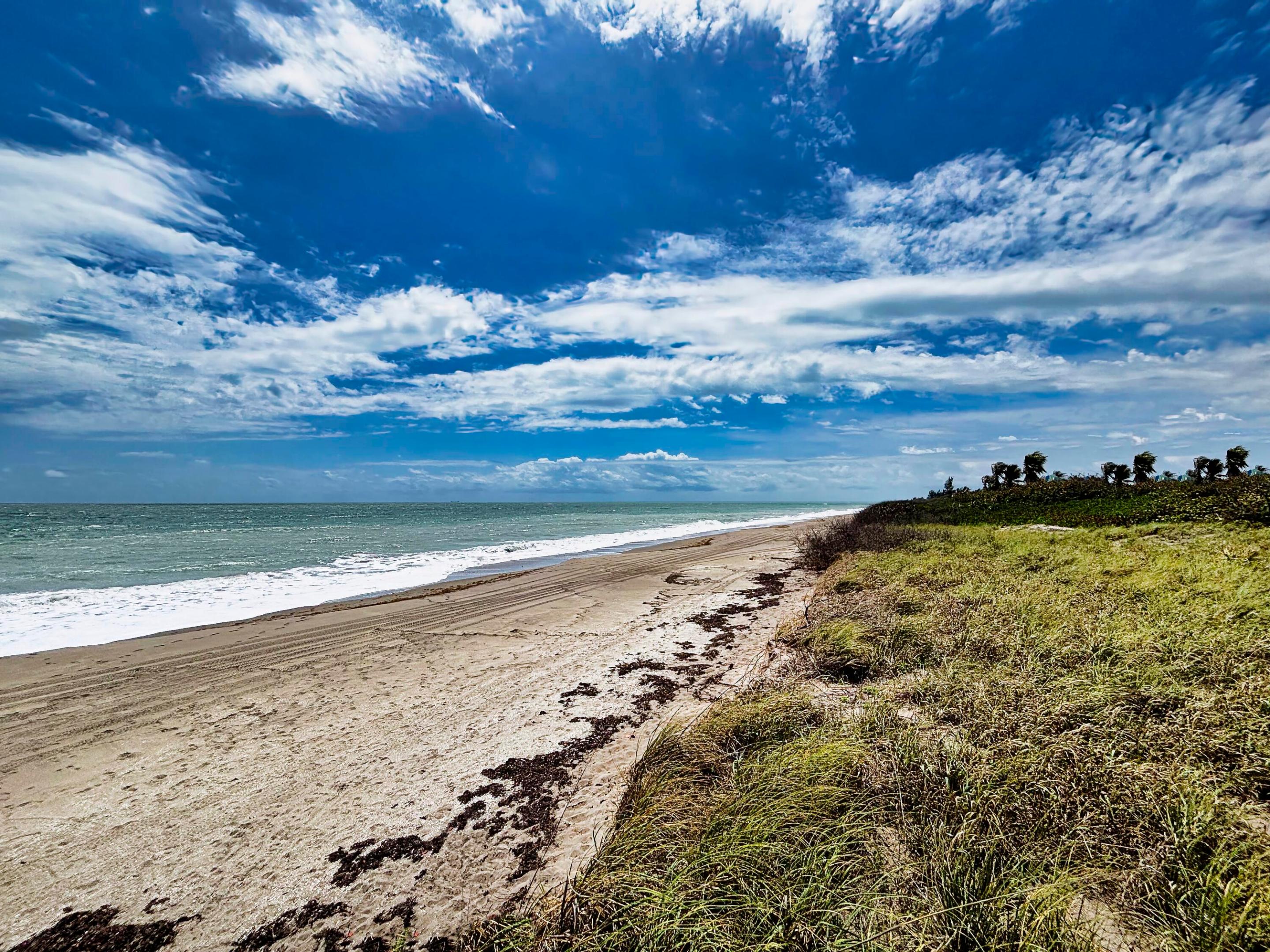 AVALON BEACH CLUB, A CONDOMINIUM - Residential Lease