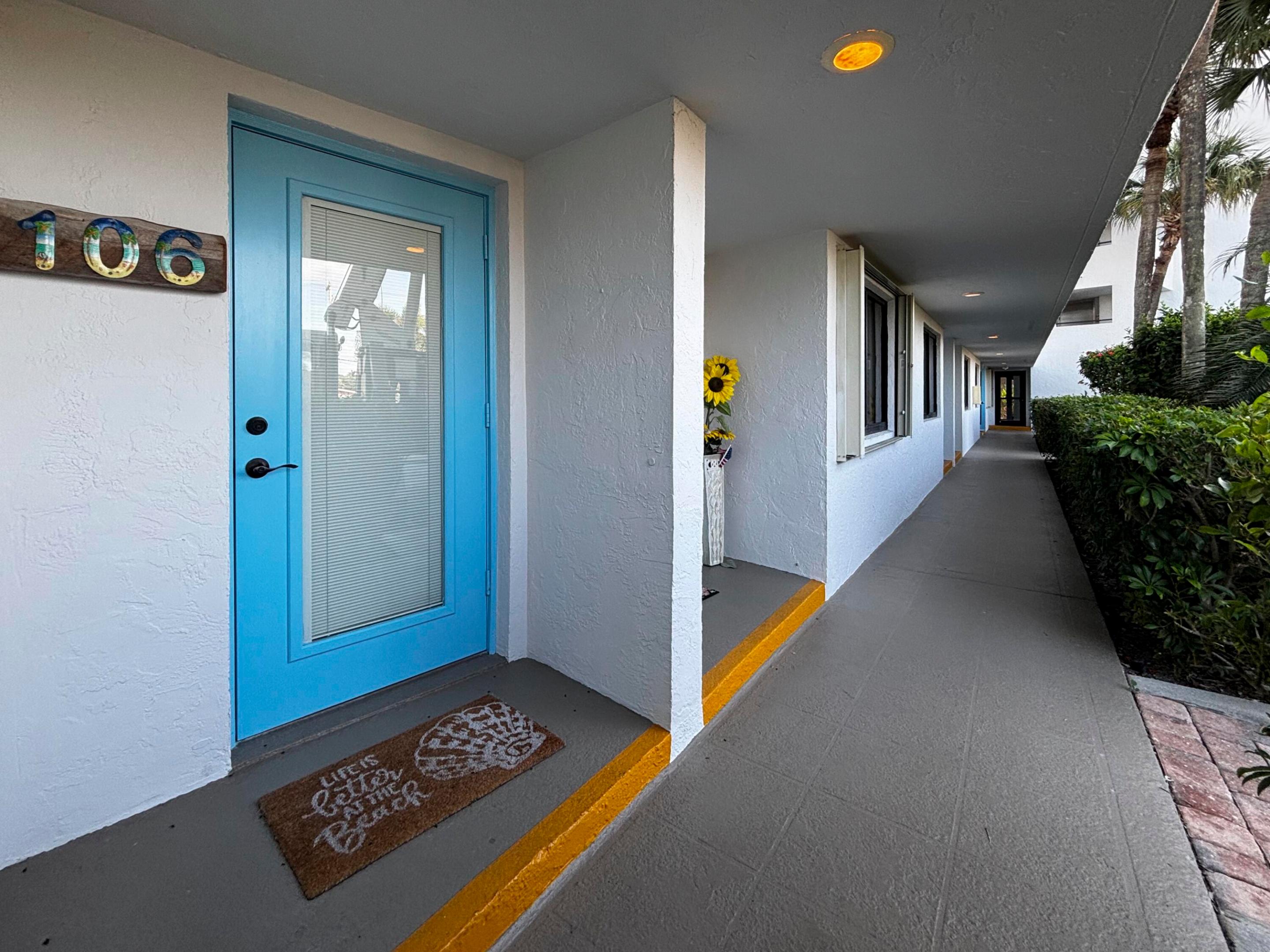 AVALON BEACH CLUB, A CONDOMINIUM - Residential Lease