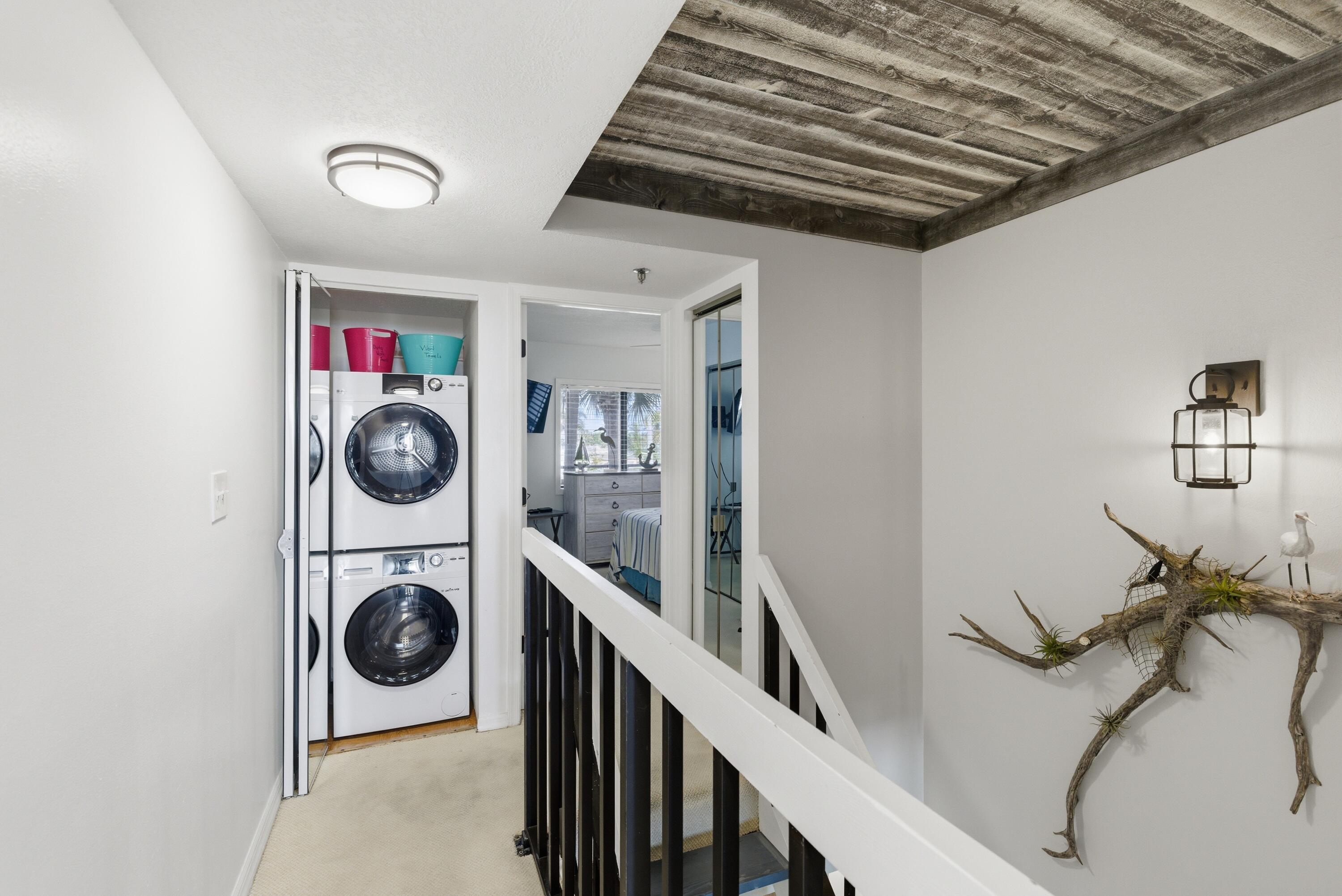 AVALON BEACH CLUB, A CONDOMINIUM - Residential Lease