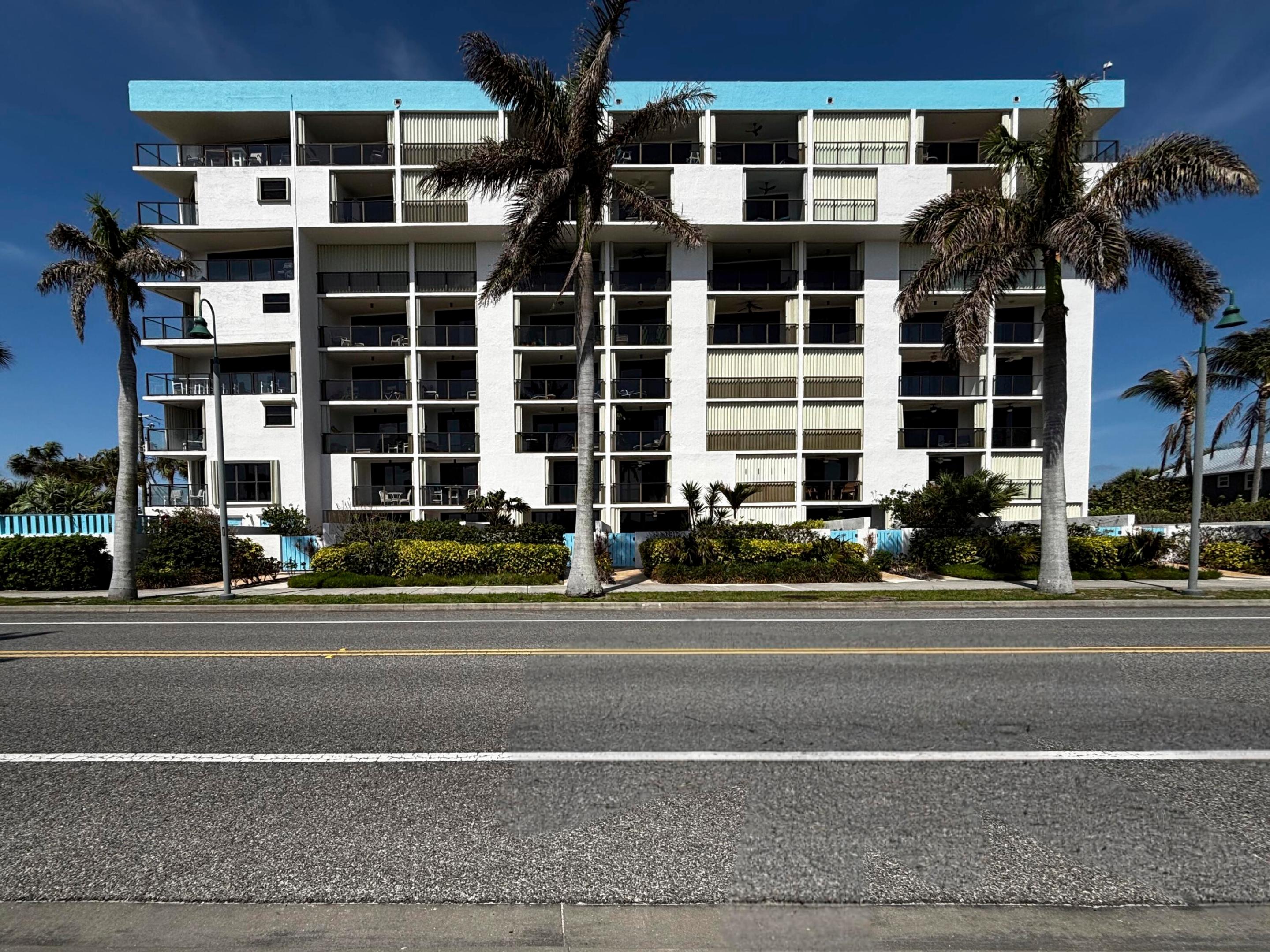AVALON BEACH CLUB, A CONDOMINIUM - Residential Lease