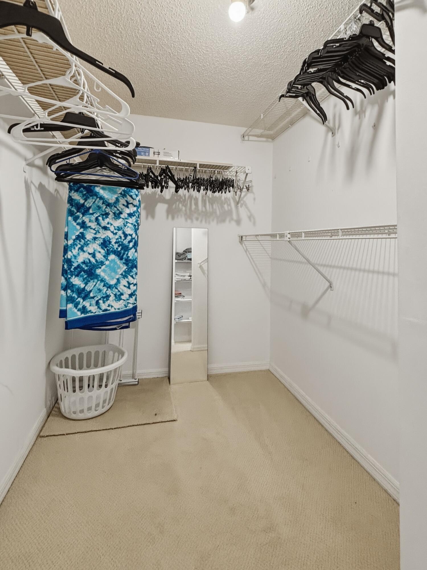AVALON BEACH CLUB, A CONDOMINIUM - Residential Lease