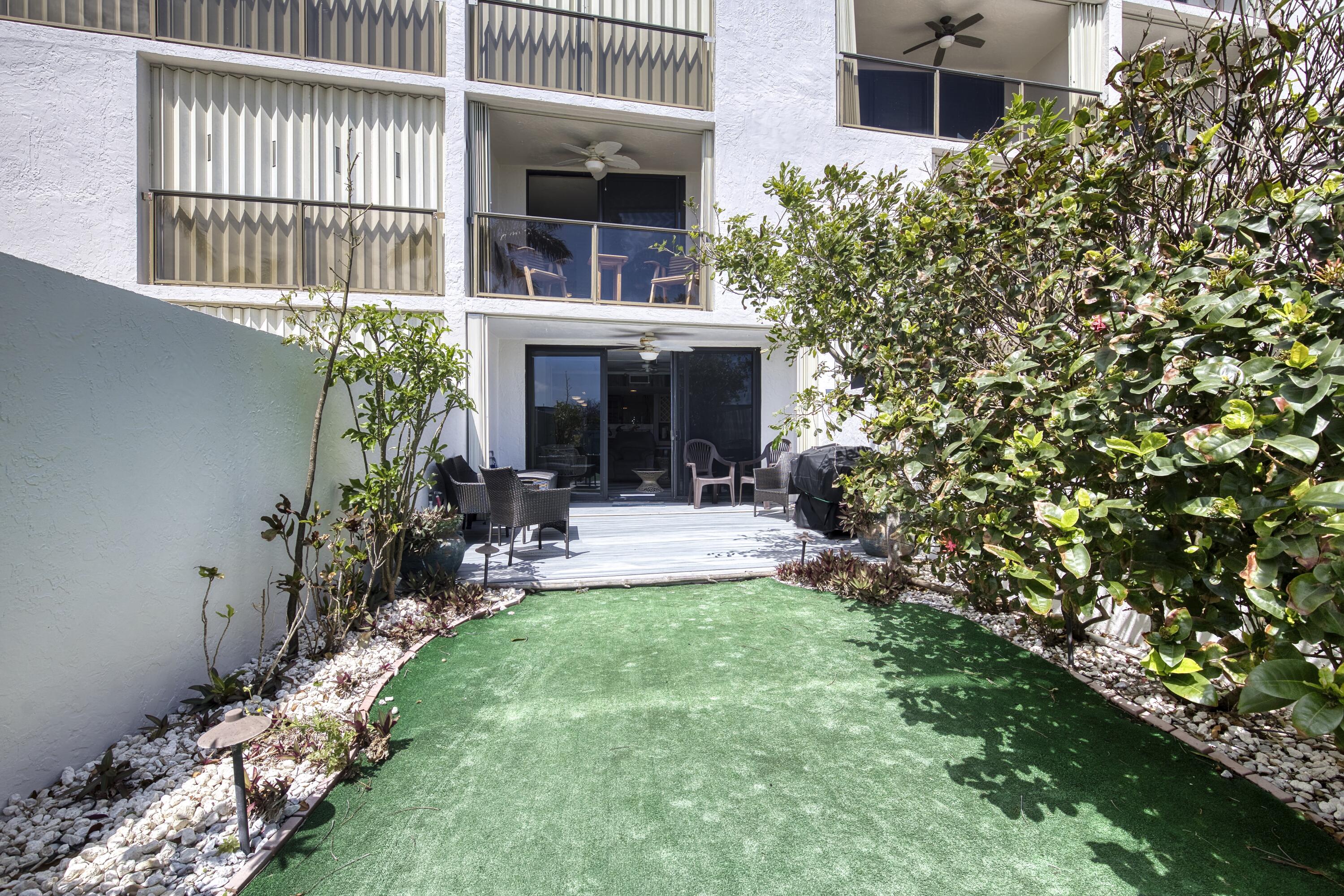 AVALON BEACH CLUB, A CONDOMINIUM - Residential Lease