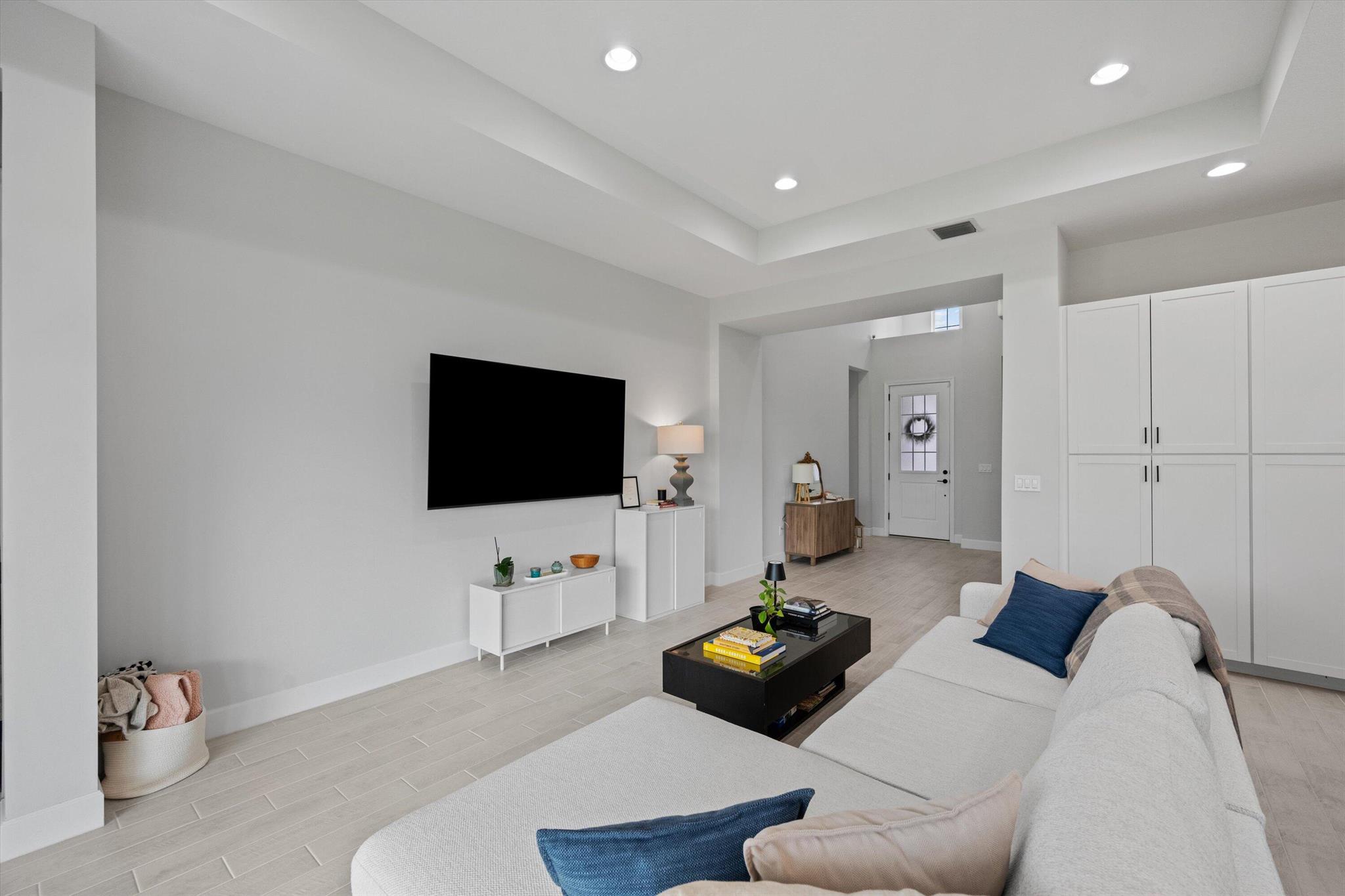 ORCHARDS OF WESTLAKE PHAS - Residential