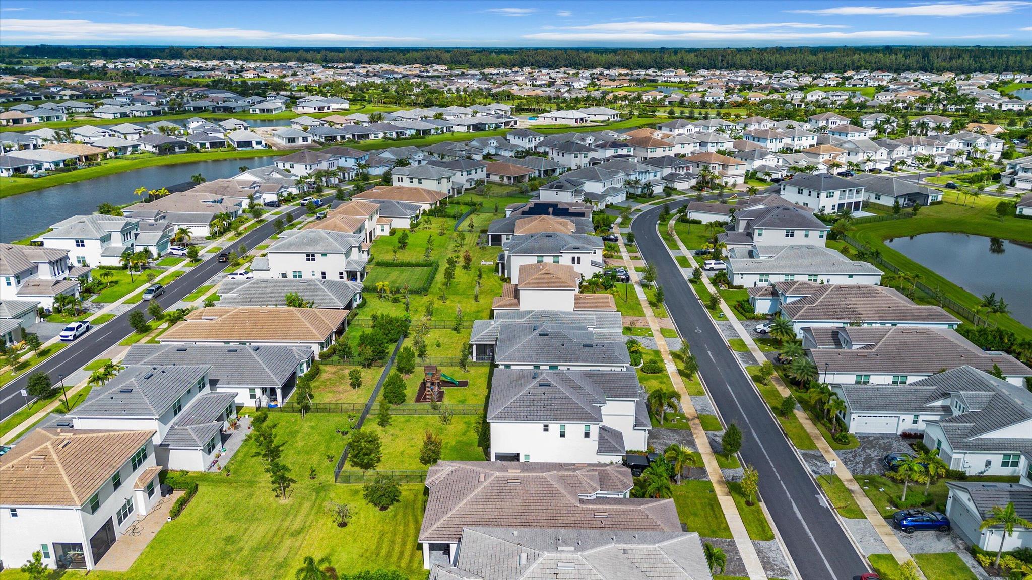 ORCHARDS OF WESTLAKE PHAS - Residential