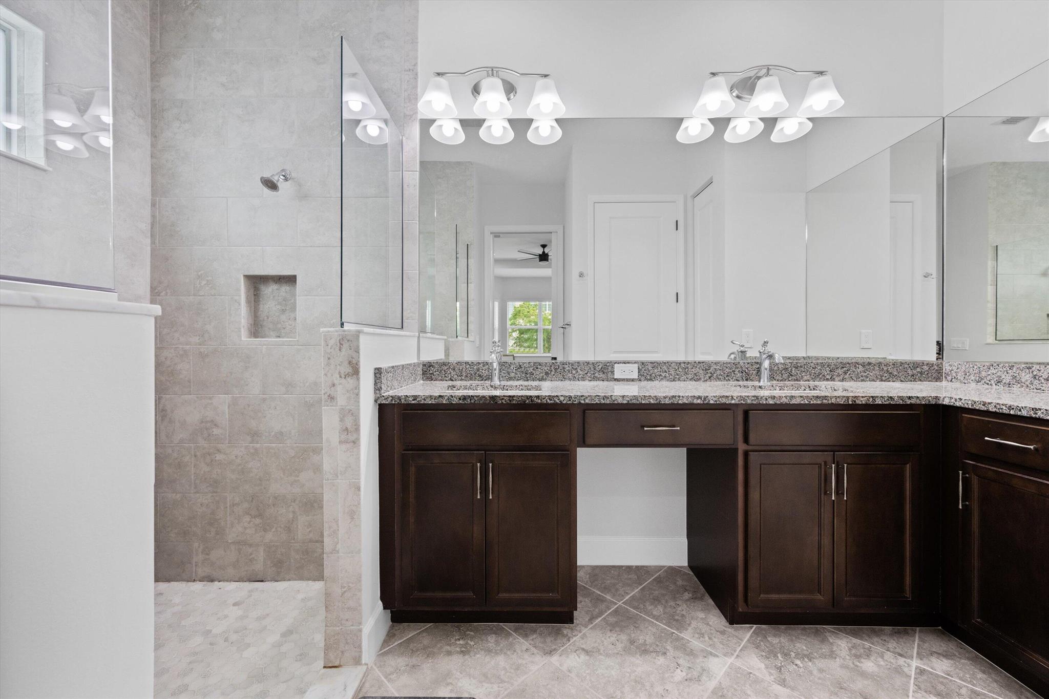 ORCHARDS OF WESTLAKE PHAS - Residential