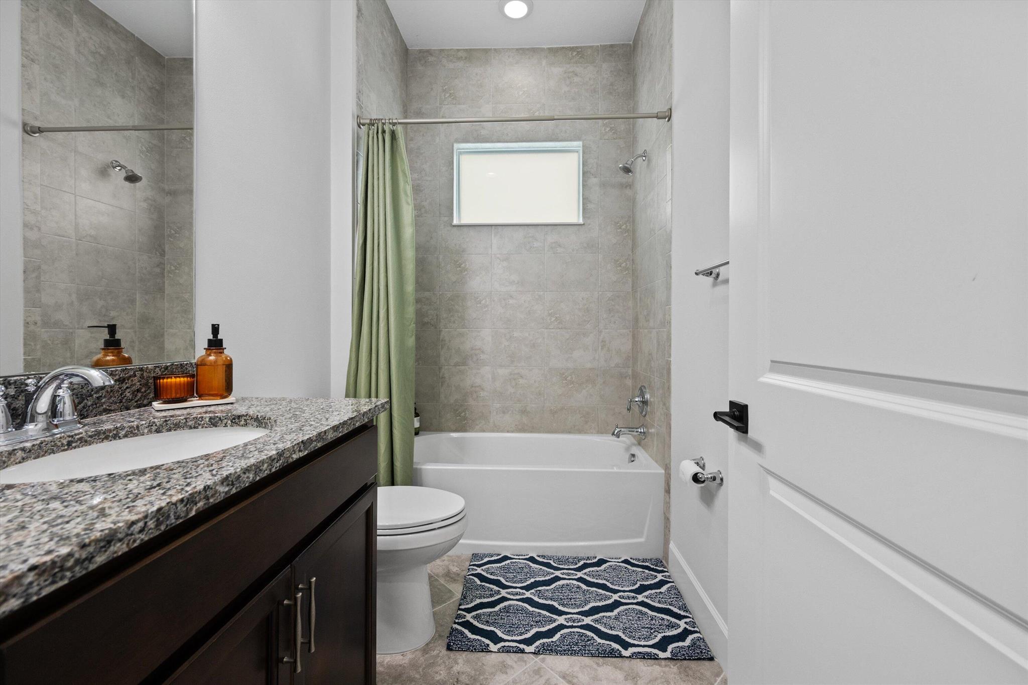 ORCHARDS OF WESTLAKE PHAS - Residential