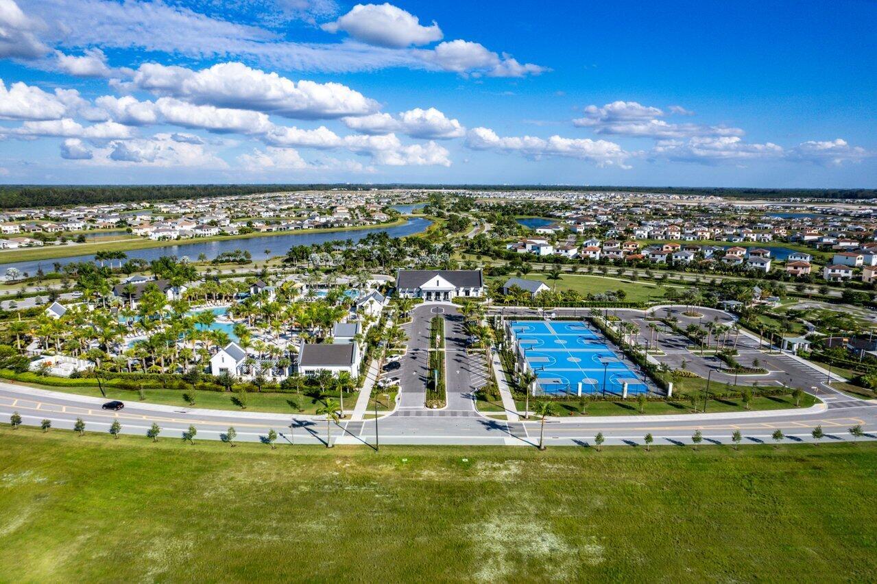 ORCHARDS OF WESTLAKE PHAS - Residential
