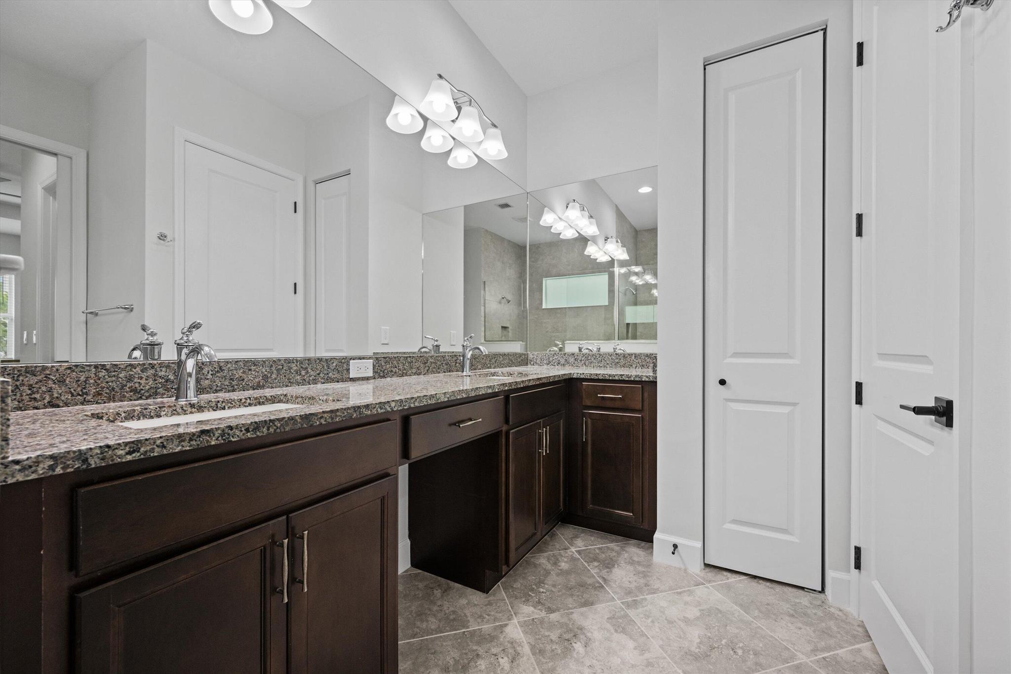 ORCHARDS OF WESTLAKE PHAS - Residential