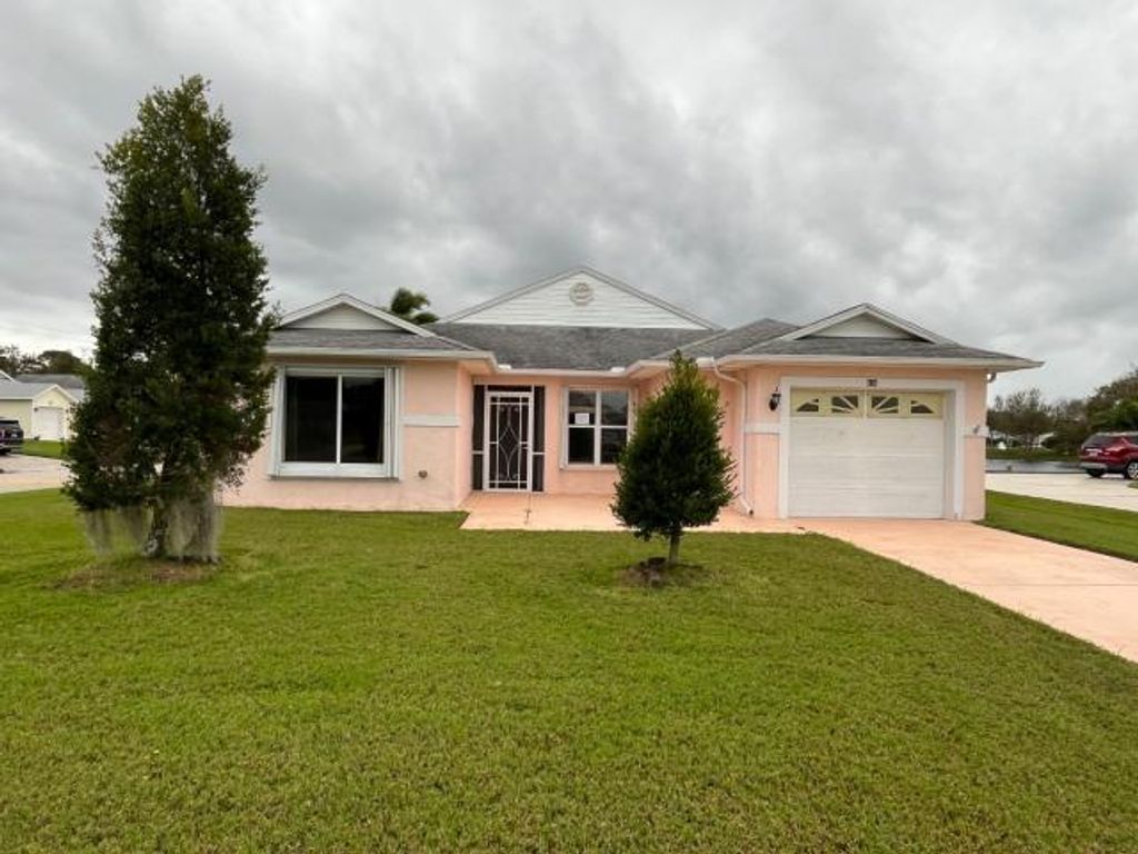 Photo of 676 Malayan Court, Fort Pierce, FL 34982 (MLS # R10944944)