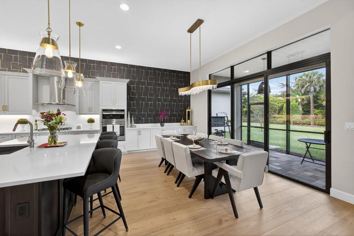 11104 Glen Orchard Lane