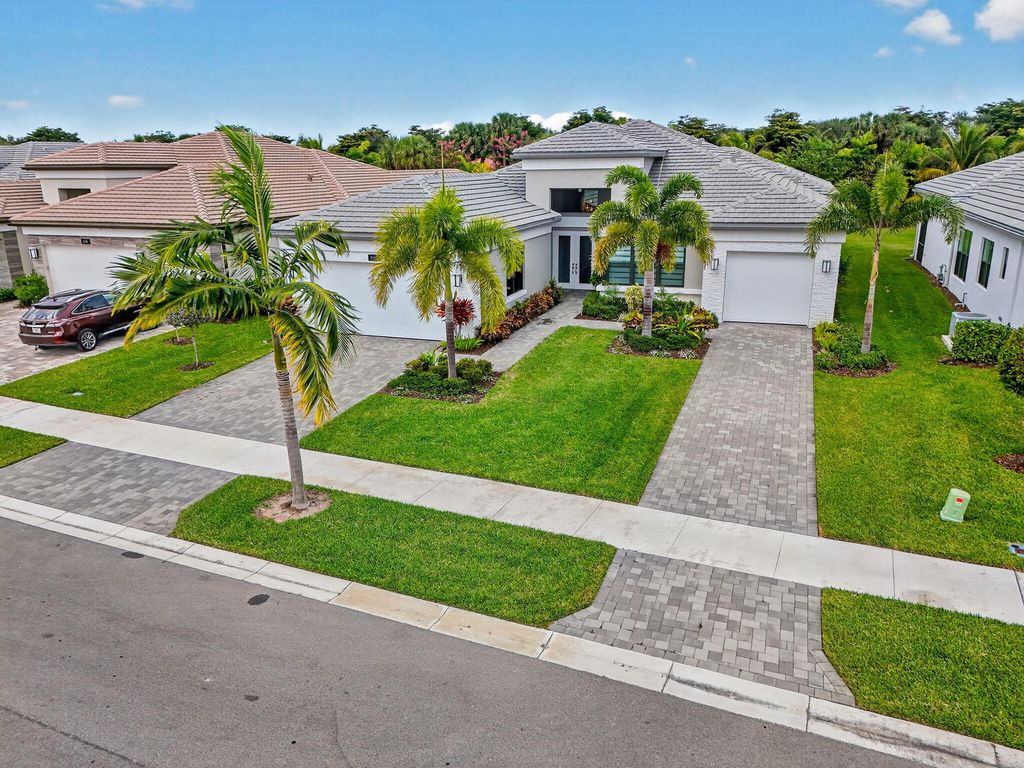 Photo of 11104 Glen Orchard Lane, Boynton Beach, FL 33473 (MLS # R11157483)