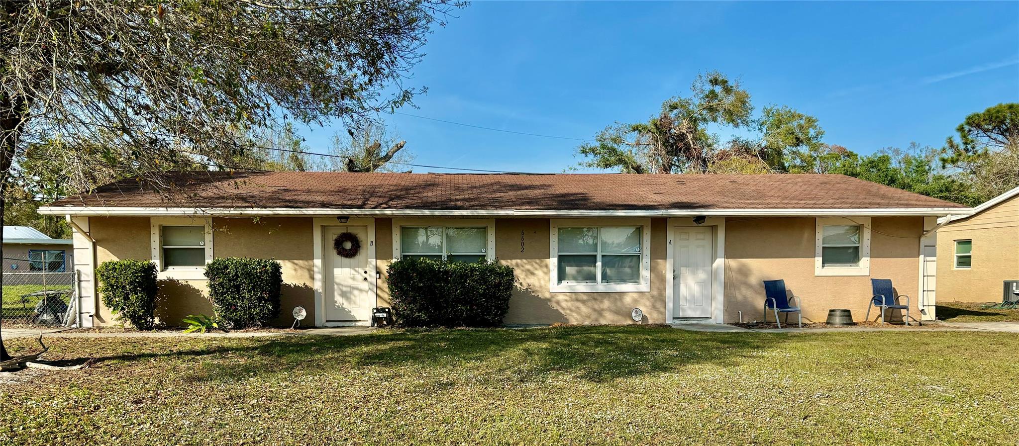 Excellent income property !! Located in Lakewood Park. This 2 unit CBS duplex is 2400 sq. ft. consisting of 3 bedrooms/1 bath, 1200 sq. ft. each side. Beautifully maintained and spacious with tile flooring throughout. Upgraded Electrical boxes and large laundry/storage room. Fenced backyard for privacy with newly installed Drainfield. BOTH UNITS CURRENTLY HAVE TENANTS THROUGH 2026 !! This is a GREAT DUPLEX INVESTMENT OPPORTUNITY as you can OWN "TWO" SIDE BY SIDE "INCOME" PROPERTIES as 6506 Palomar Parkway Duplex is also "FOR SALE", see MLS #F10484832. Don't miss out on this prime real estate offering !!