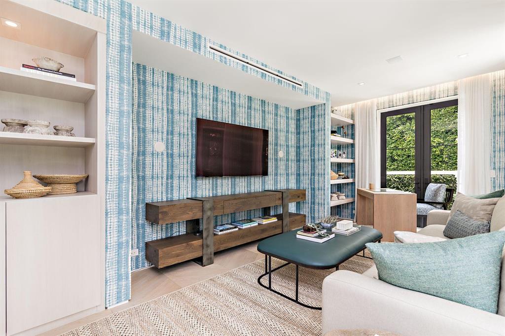 NORTH SHORE - Residential