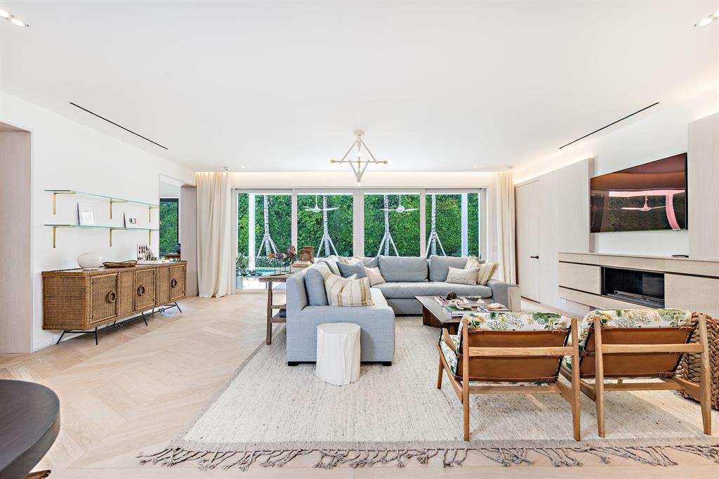 NORTH SHORE - Residential