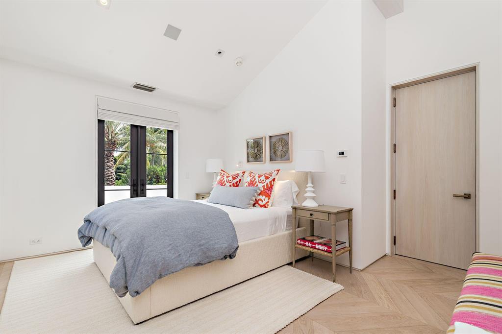 NORTH SHORE - Residential